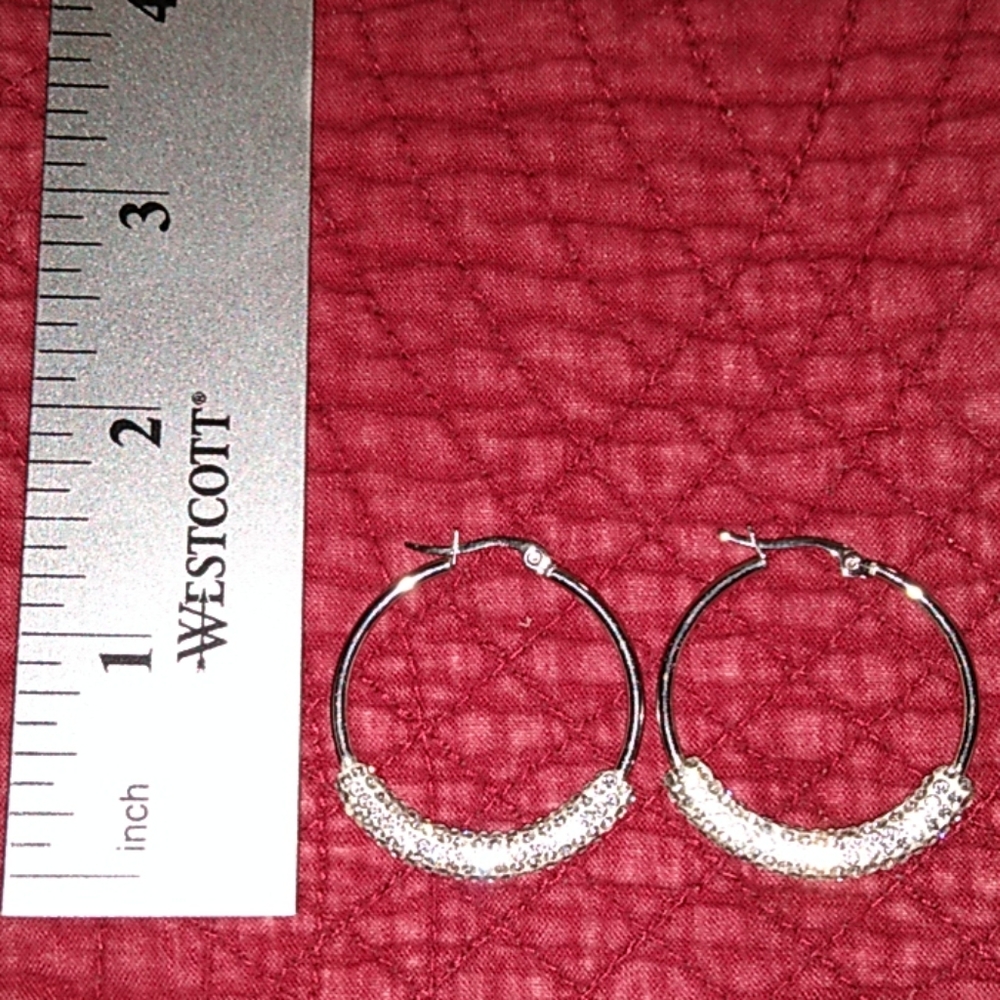 Jewelry - Picture 5 of 8